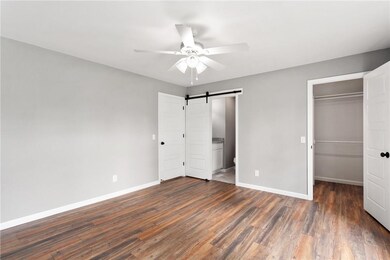 32 Lancaster Dr, Bella Vista, AR 72715 - photo 6