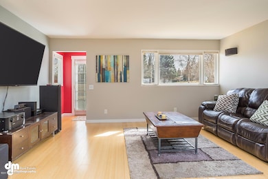 2941 Bennett Ave Anchorage AK-large-006-