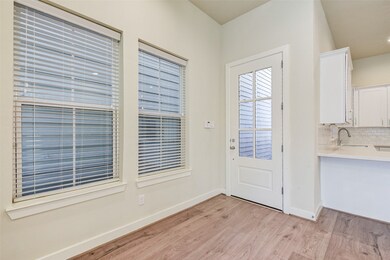 1614 Northwood St, Houston, TX 77009 - photo 5
