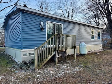 5 Sayer Ln, Middletown, NY 10940 - photo 2