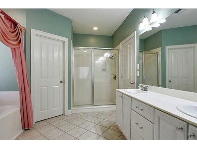 Master Bath/Spa.