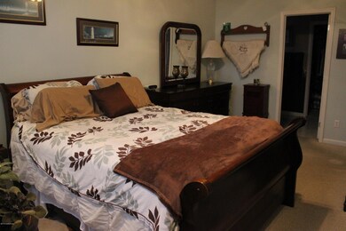 195 Aulbern Dr E, Mount Washington, KY 40047 - photo 7