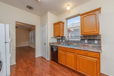 3941 Parkhaven Dr, Denton, TX 76210 - photo 7