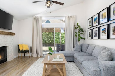 Living Room(1)