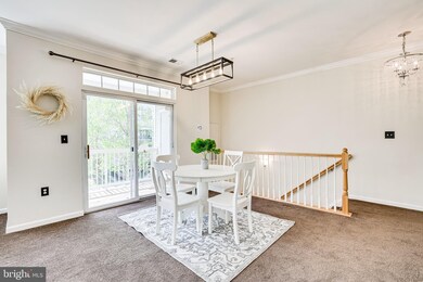 13054 Marcey Creek Rd, Herndon, VA 20171 - photo 5