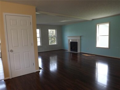 Living/family room with gas fireplace