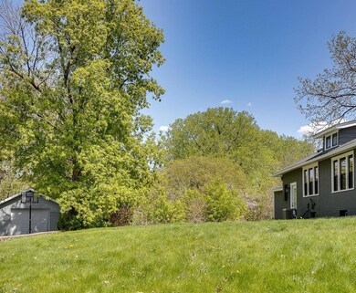 518 Ardmore Dr, Golden Valley, MN 55422 - photo 3