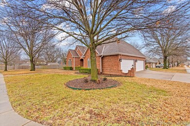 2901 Camelot Dr, Bartlesville, OK 74006 - photo 2