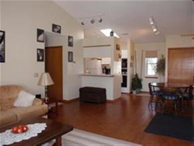 891 Park St unit 202, Oregon, WI 53575 - photo 2