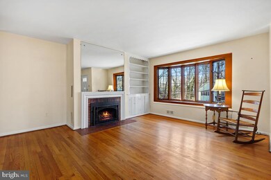 10507 Drumm Ave, Kensington, MD 20895 - photo 4