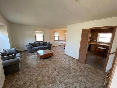 5743 Caenen St, Shawnee, KS 66216 - photo 2