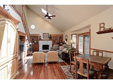 3647 Shakespeare Ln unit 4, Naperville, IL 60564 - photo 6