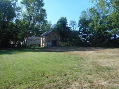 3 Morgan Ave, Westfield, MA 01085 - photo 4