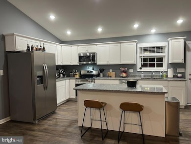 38 Old Oak Ln, Front Royal, VA 22630 - photo 2