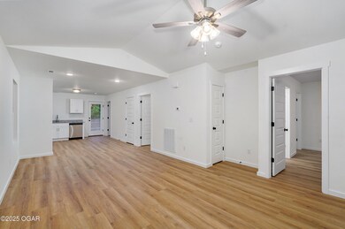 2636 E 4th St, Joplin, MO 64801 - photo 4