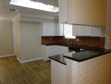 5206 Long Creek Ln, Houston, TX 77088 - photo 5