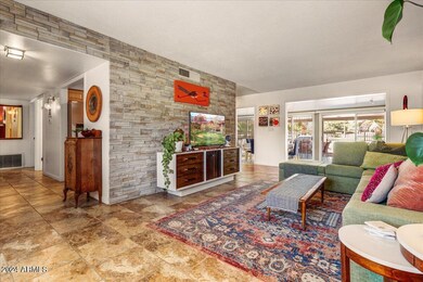 04-Living Room