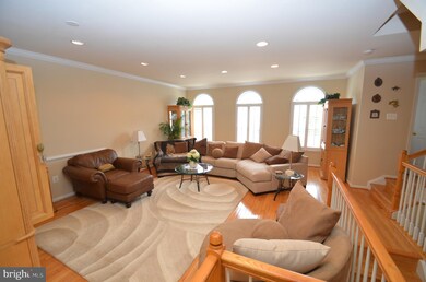 6006 Mill Cove Ct, Burke, VA 22015 - photo 3