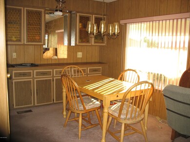 5321 Diamond K Dining
