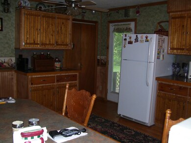 Kitchen (2)