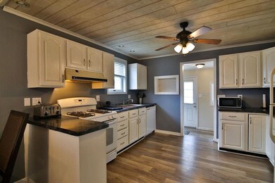 536 Minor St, Emmaus, PA 18049 - photo 6