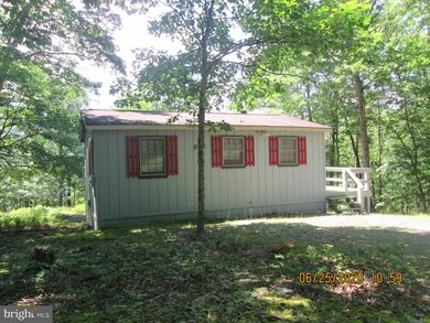 77 Buck Hollow Ct, Great Cacapon, WV 25422 - photo 2