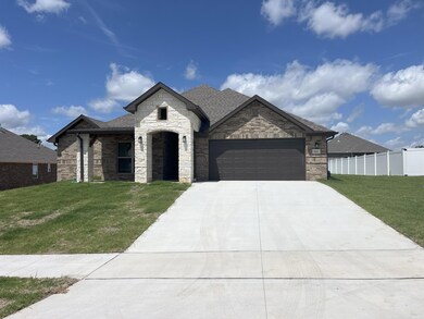 814 Silver Oaks Dr, Carl Junction, MO 64834 - photo 2