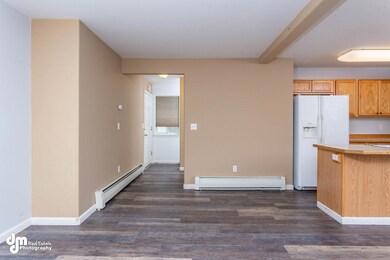 Living Room_0790-SMALL