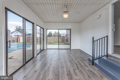 296 Royal Ave, Strasburg, VA 22657 - photo 4