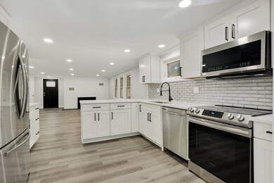 310 Franklin St, Wrentham, MA 02093 - photo 4