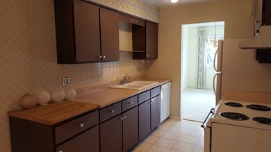 1925 E Oakton St unit 2G, Des Plaines, IL 60018 - photo 3