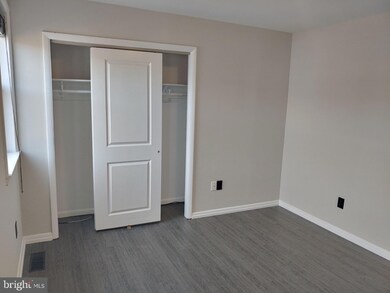 2040 S 18th St unit 2, Philadelphia, PA 19145 - photo 2