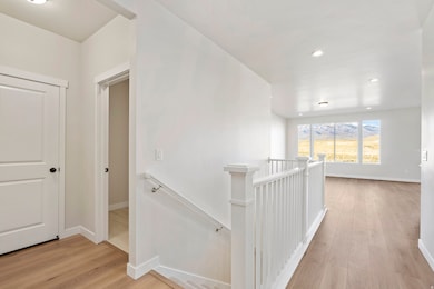 462 N 950 W, American Fork, UT 84003 - photo 4