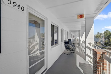 5940 Easy St unit K31, Bradenton, FL 34207 - photo 4