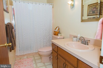 2470 Mccleary Dr, Chambersburg, PA 17201 - photo 7