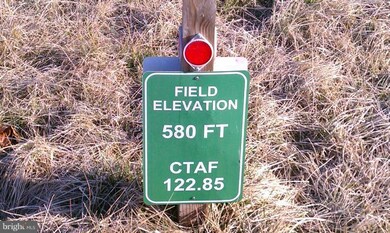 9 Lindbergh Ct, Summit Point, WV 25446 - photo 6