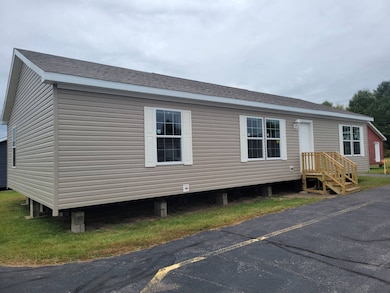 11975 Northland Dr unit M1 Modular, Cedar Springs, MI 49319 - photo 2