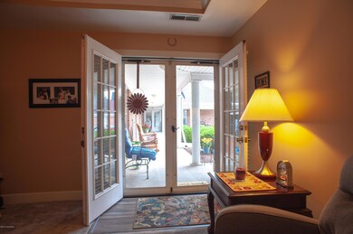 8122 Arthur Goins Blvd unit 8122, Louisville, KY 40228 - photo 6