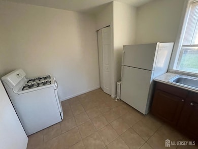 577 Rahway Ave unit Studi, Woodbridge, NJ 07095 - photo 4