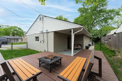 3-web-or-mls-Jeffrey Yates - 2101 Eastcl