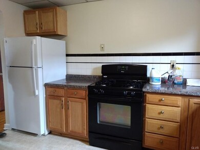 396 W Whitehall St unit 398, Allentown, PA 18102 - photo 6