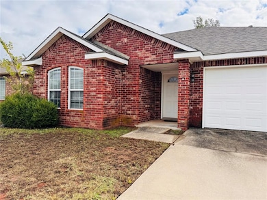 2205 Gray Dove Dr, Shawnee, OK 74804 - photo 4