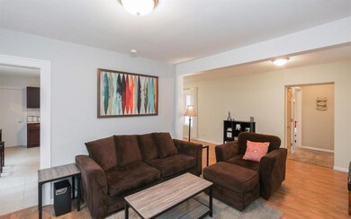 1510 30th St SE, Cedar Rapids, IA 52403 - photo 3