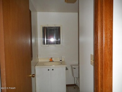 120 W Walker Dr, Shohola, PA 18458 - photo 6