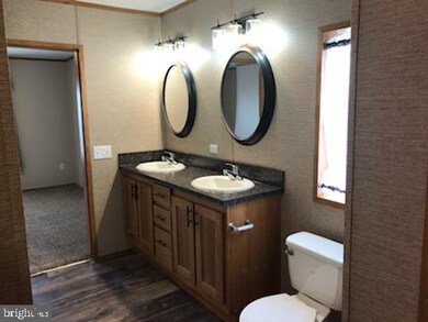 1024 Warm Springs Rd unit 46, Chambersburg, PA 17202 - photo 6