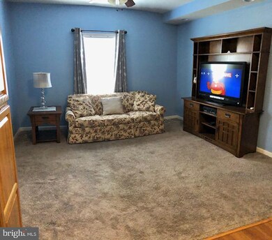 1215 Hillside Rd unit B, Pasadena, MD 21122 - photo 2