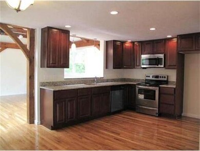 8 Lisa Rd, Randolph, MA 02368 - photo 4