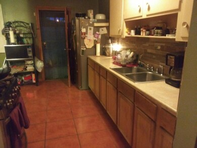 CHINABERRY KITCHEN
