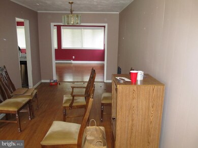 14 Arlington Ave, Maple Shade, NJ 08052 - photo 3