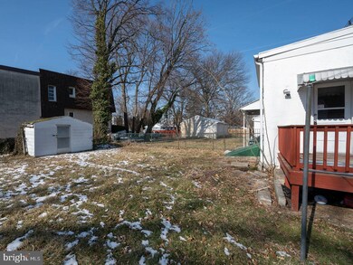 14 Cherry St, Darby, PA 19023 - photo 6